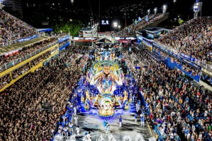 Sapucaí: arquibancadas esgotadas, últimas cadeiras disponíveis para o carnaval 2026