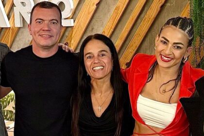 Estrela do ufc rio, bia mesquita é homenageada no rio de janeiro