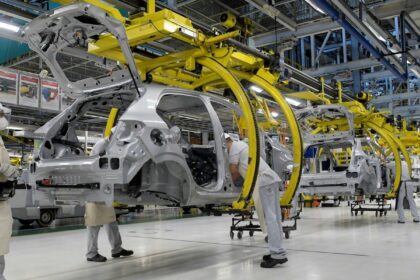 Atividade econômica do brasil registra leve alta em agosto