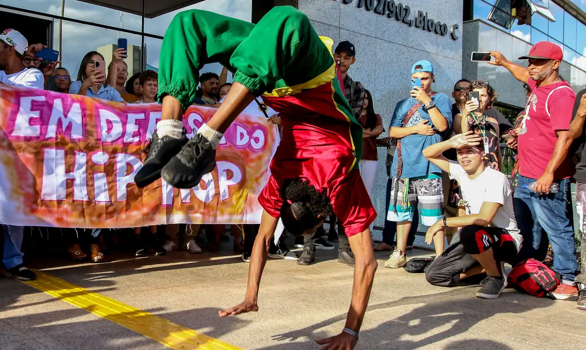 Hip-hop nas escolas: rio adota cultura urbana na rede municipal