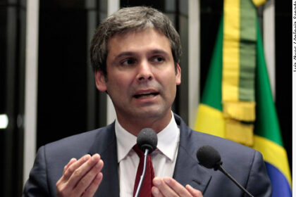 Dirigentes petistas do rio expõem racha com trocas de acusações