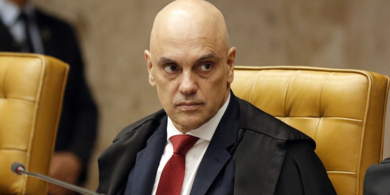 Moraes exige explicações sobre falha em tornozeleira de ex-assessor de bolsonaro
