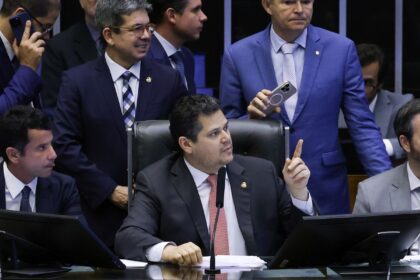 Congresso libera crédito bilionário para previdência e bolsa família
