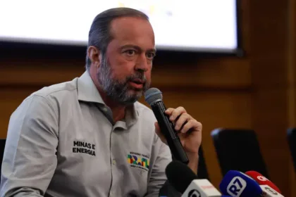 Ministro desconhece fundo do petróleo para transição energética anunciado por lula