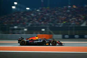 Verstappen triunfa no qatar e disputa decisiva vai para abu dhabi