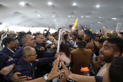 Cop30: protesto tenta acesso à área de negociações e causa tensão