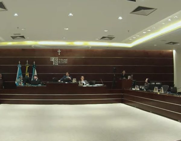 Decisão empatada atraso acordo bilionário entre cedae e águas do rio