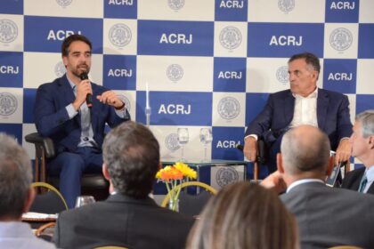 Governador leite discorre sobre gestão e investimentos no rio grande do sul