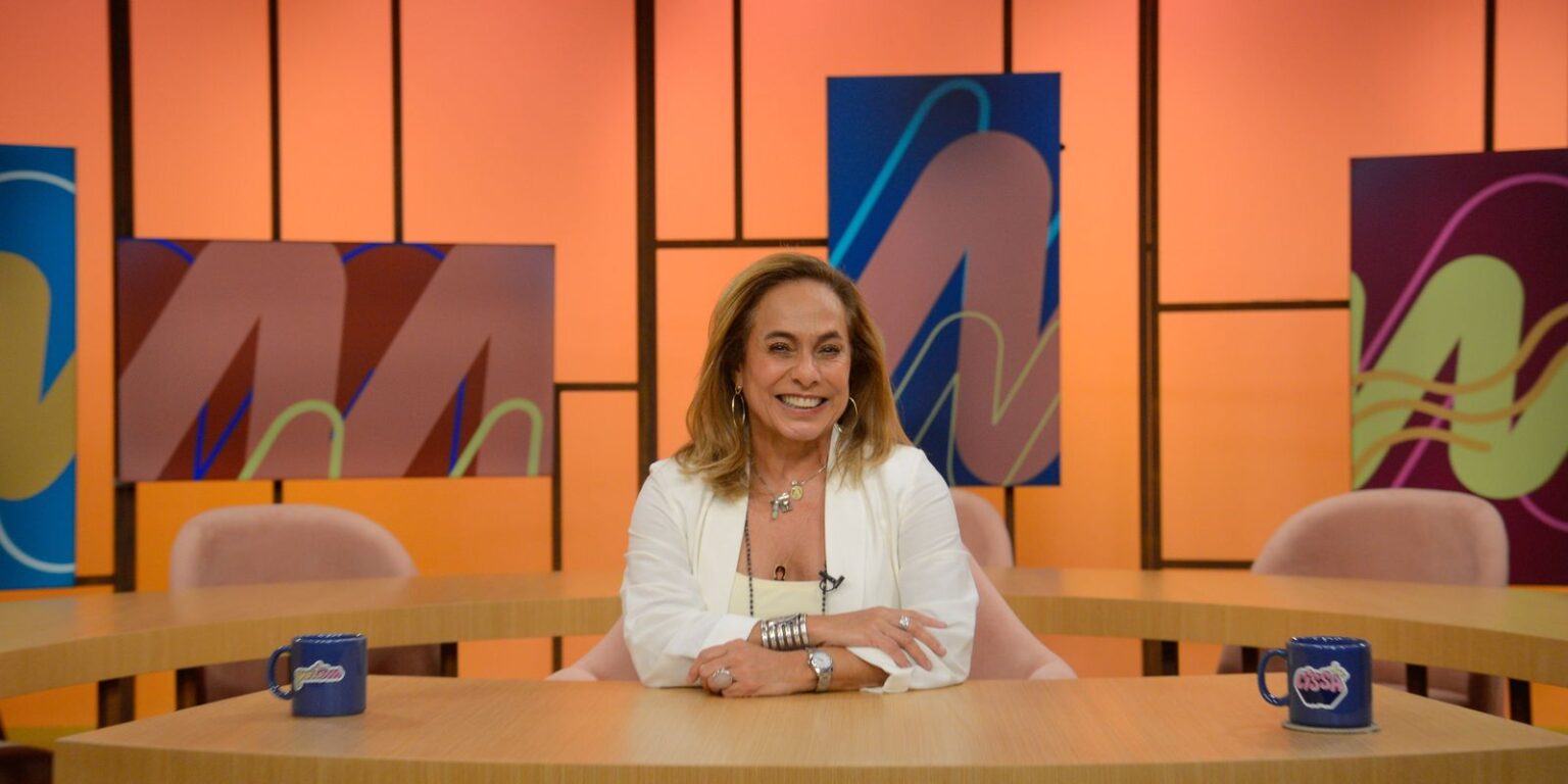 Sem censura, da tv brasil, leva prêmio melhores do ano