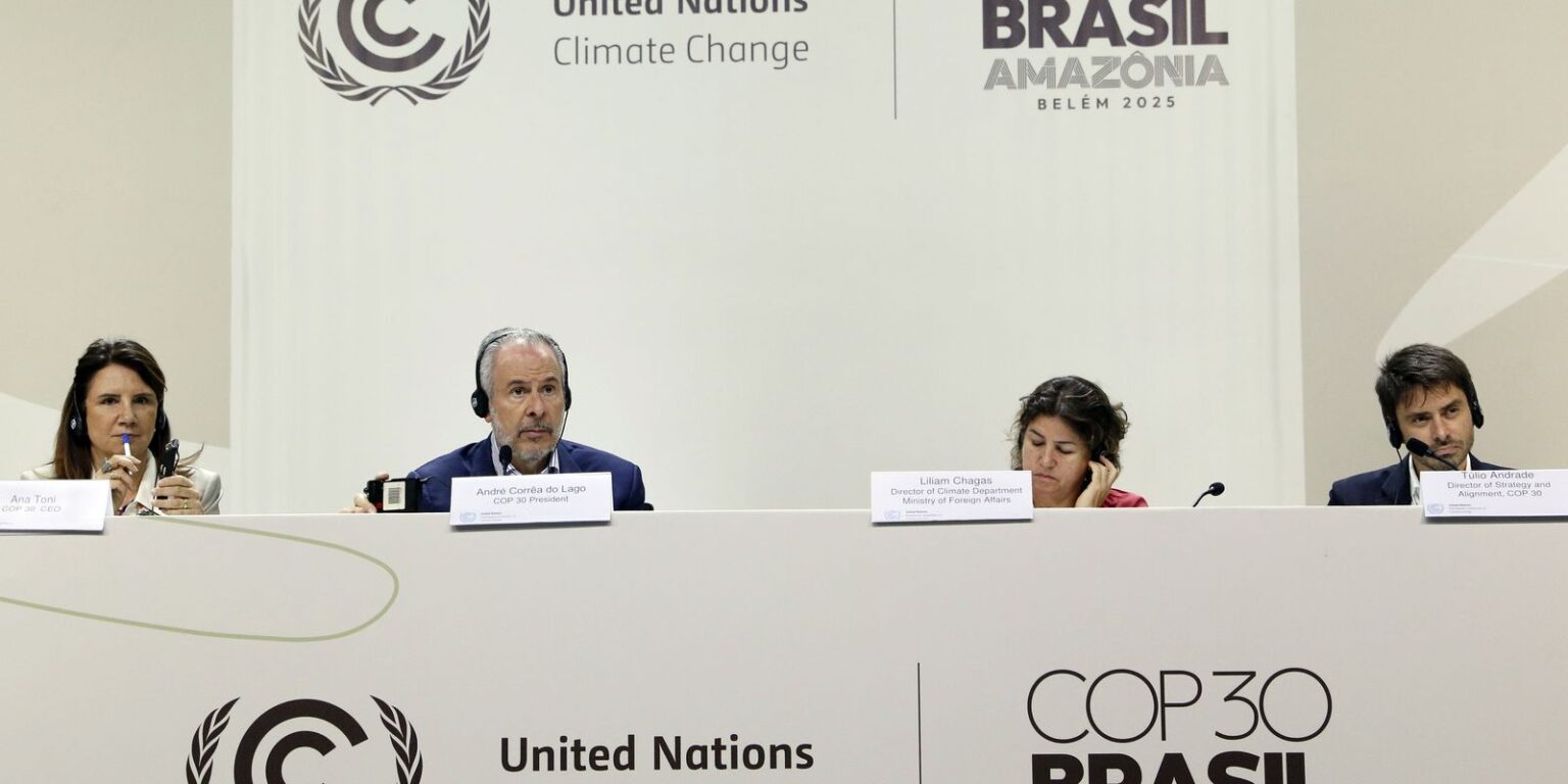 Meta de adaptação climática encalha em discussões na cop30
