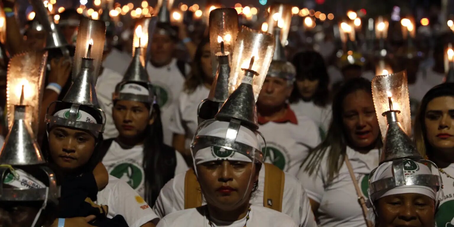 Extrativistas protestam na cop30 por direitos e proteção florestal