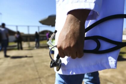 Inep seleciona professores para elaborar questões de provas médicas