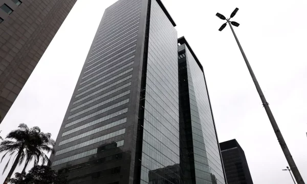 Leilão da ufrj: 11 andares do ventura corporate buscam novo dono