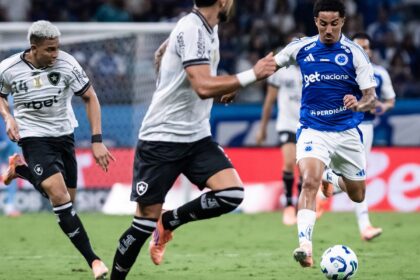 Brasileirão: cruzeiro e botafogo ficam no empate em jogo emocionante