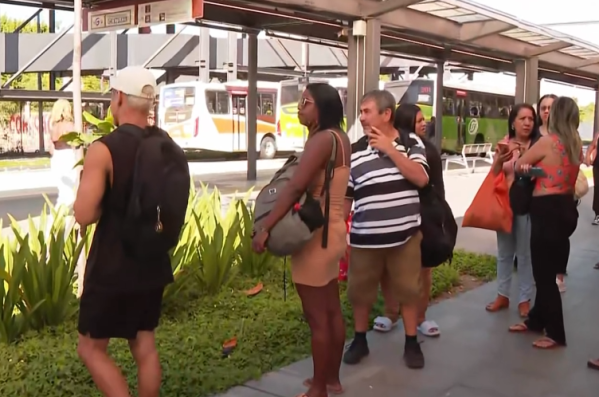 Greve de rodoviários da Viação Real afeta 16 linhas no Rio