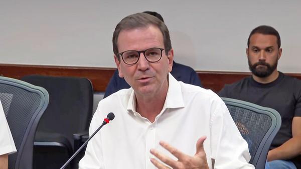 Paes desiste de verba da Saúde e destrava R$ 120 milhões para