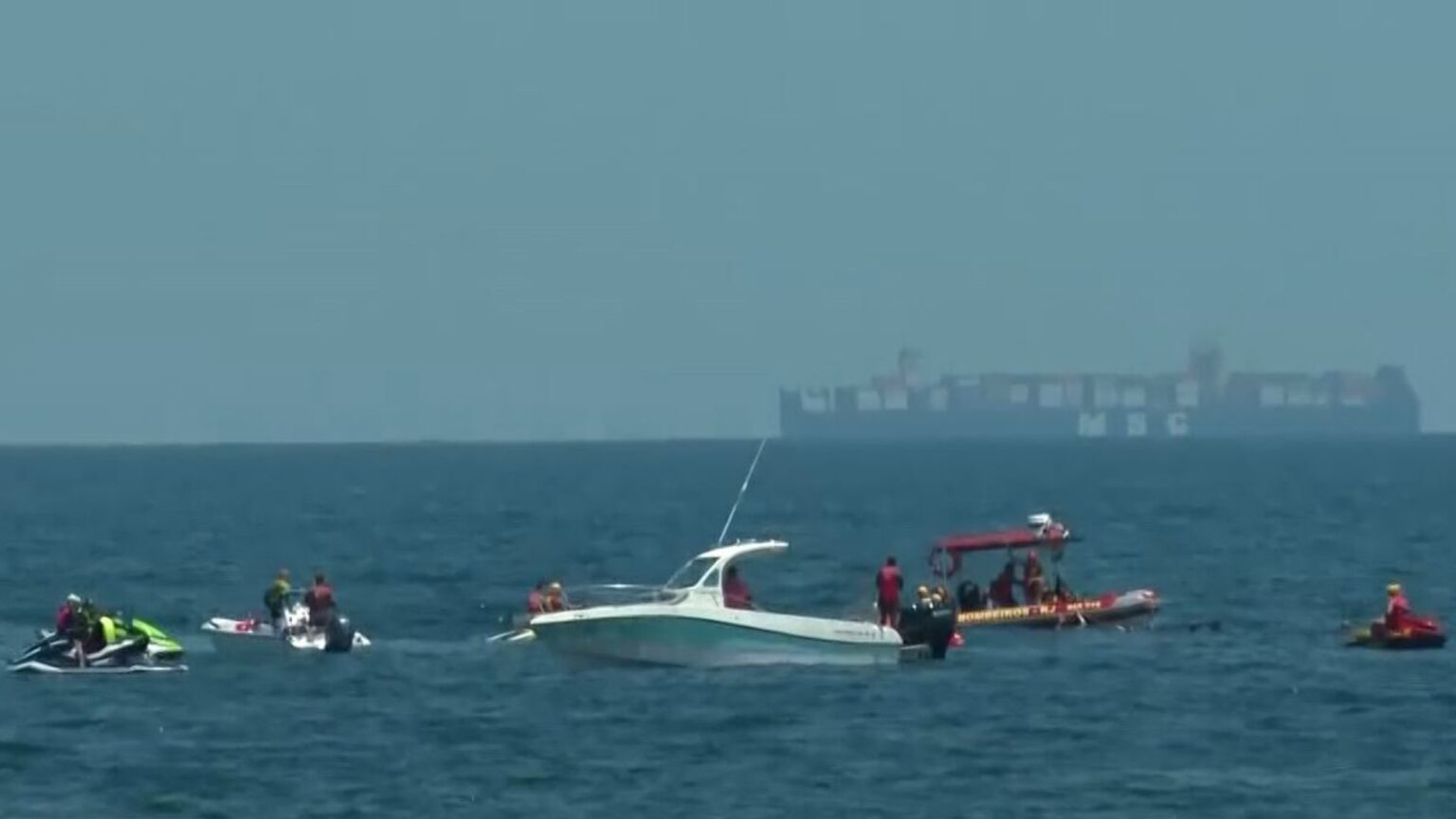 Corpo encontrado após queda de avião em Copacabana; aeronáutica investiga