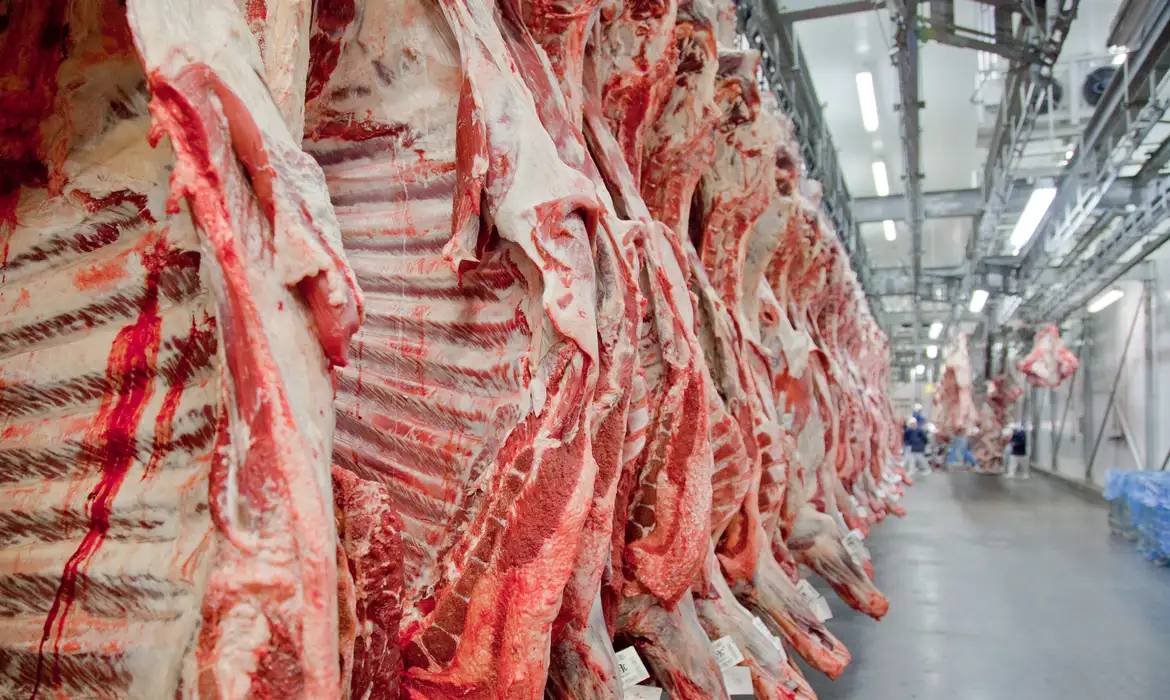 Governo reage à tarifa chinesa sobre carne bovina e buscará mitigar impacto
