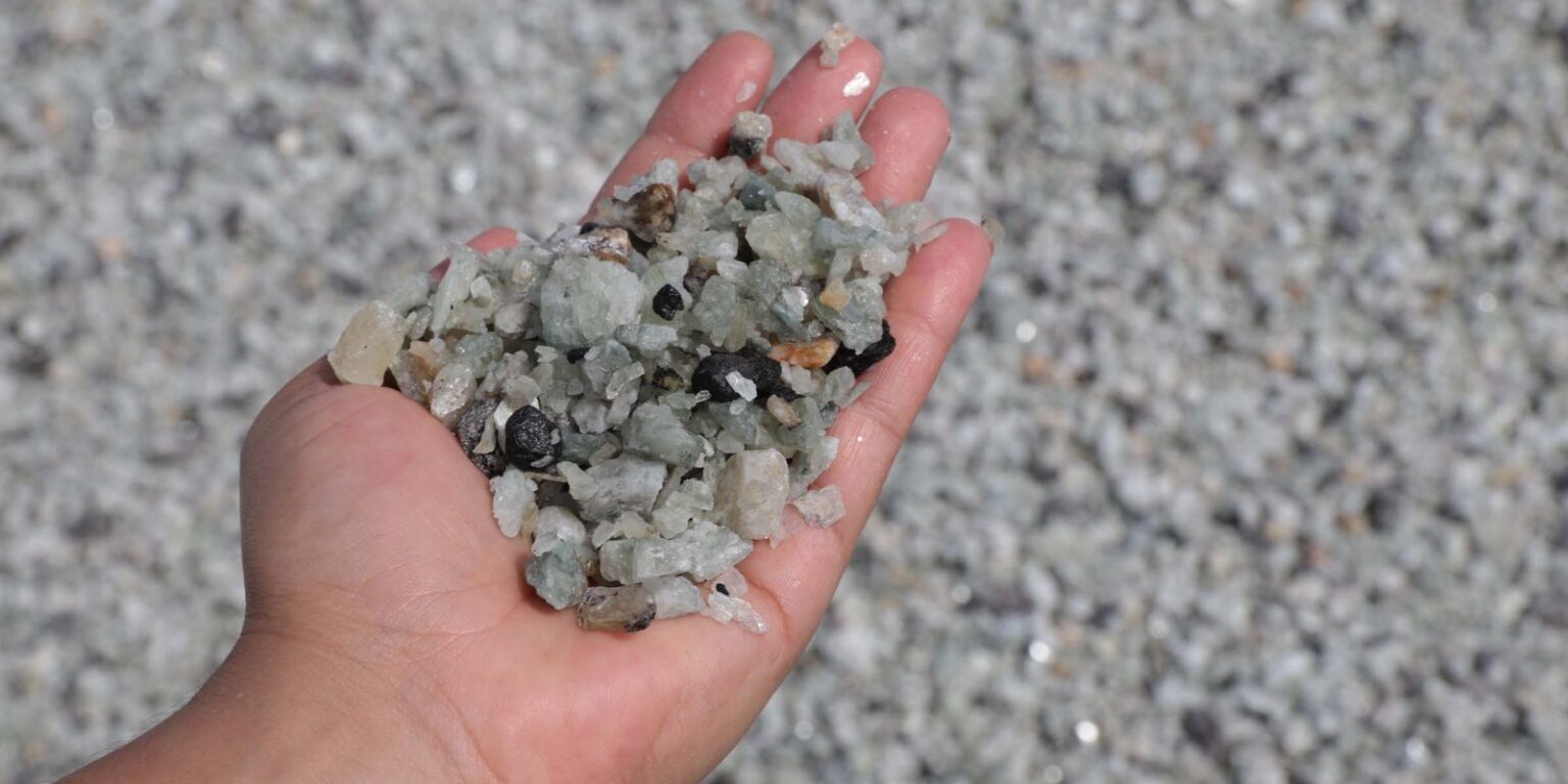 Brasil guarda tesouro mineral estratégico, mas potencial ainda inexplorado