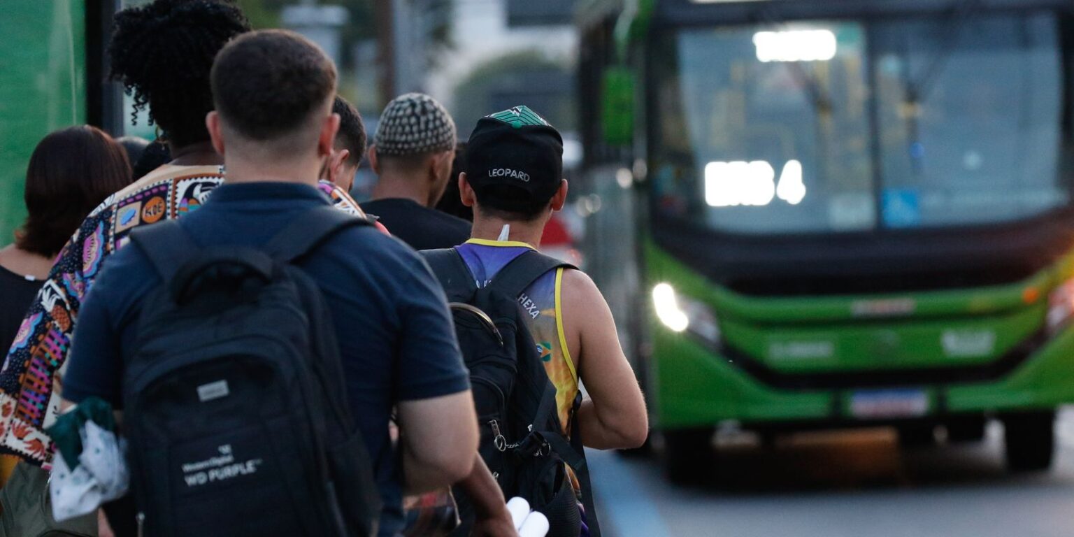 Passagem de ônibus no Rio de Janeiro sobe para R$ 5 a