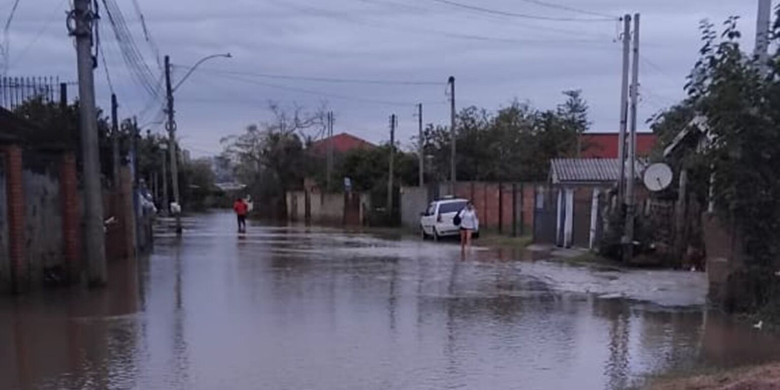Região Sul em alerta: tempestade de grande perigo iminente