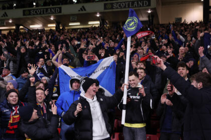Torcedores da Escócia preparam invasão massiva para a Copa do Mundo na