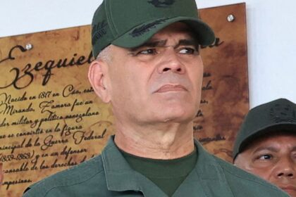 Ministro da defesa venezuelano relata mortes na Equipe de segurança de Maduro