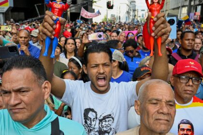 O cerco econômico dos EUA e a profunda crise Na Venezuela