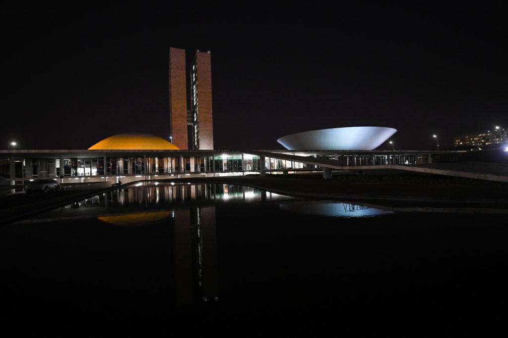 Gabinete parlamentar: a organização que impulsiona mandatos transformadores