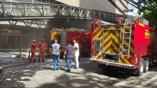 Shopping Tijuca: sem previsão de reabertura após incêndio com mortes