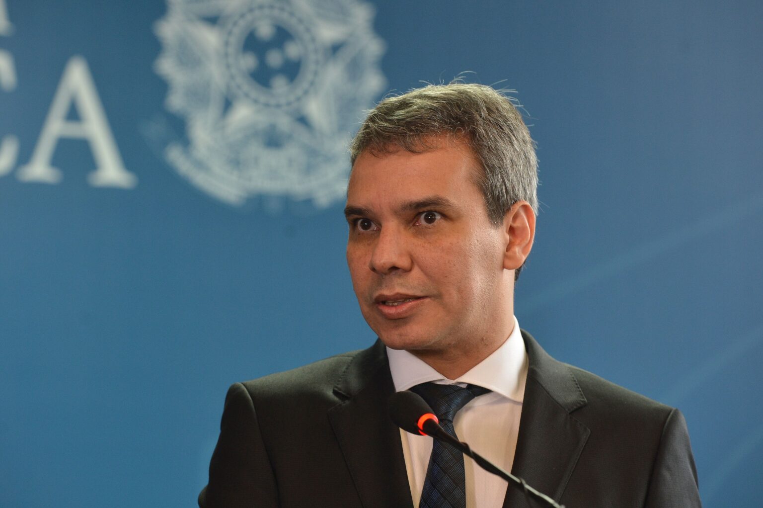 Lula anuncia Wellington César Lima e Silva para Ministério da Justiça