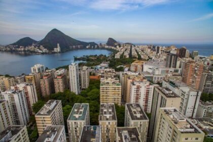 Condomínio no Rio subiu 11,7% em 2025, o segundo maior aumento nacional