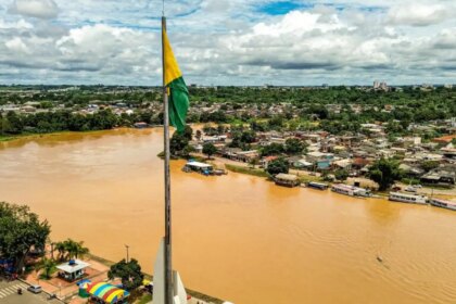 Rio Acre supera cota de inundação em Rio Branco, mas deve baixar