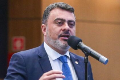 Deputado Vitor Junior articula convênio para gestão compartilhada do Palácio do Ingá