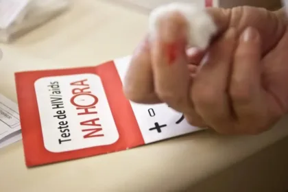 Anvisa aprova lenacapavir, injeção semestral que previne infecção por HIV