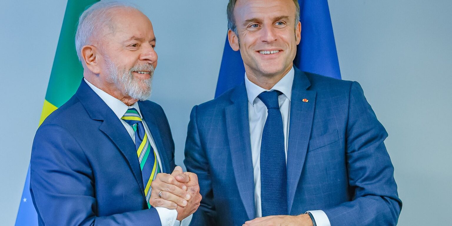 Lula e Macron discutem Conselho de Paz de Trump e a reforma