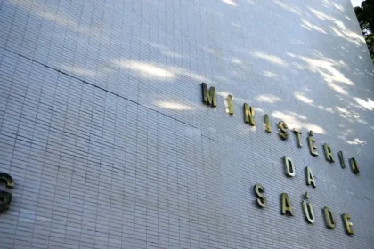 Ministério da Saúde monitora vírus Nipah: baixo risco no Brasil