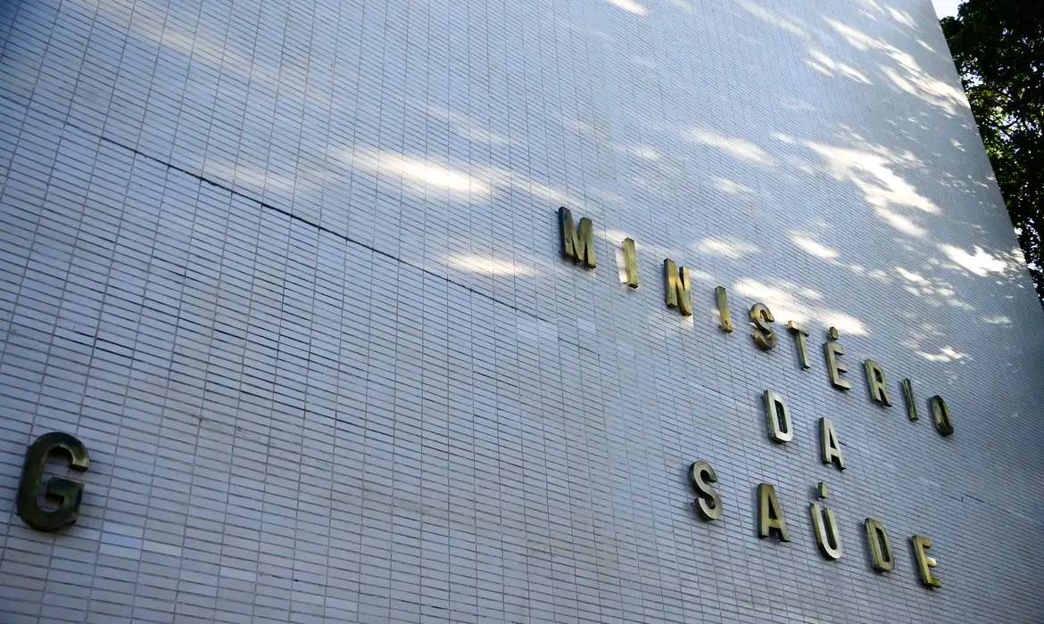 Ministério da Saúde monitora vírus Nipah: baixo risco no Brasil