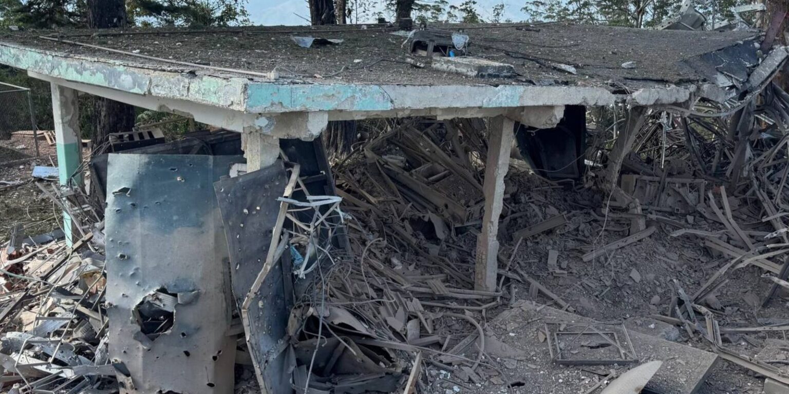 Bombardeio dos EUA destrói centro de pesquisa científica na Venezuela