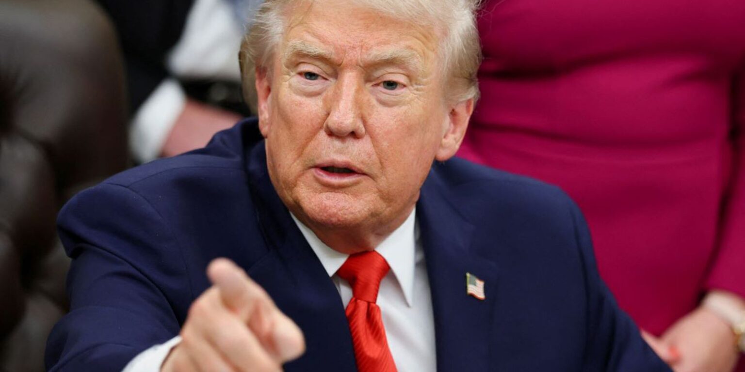 Trump oferece ajuda ao Irã em meio a onda de manifestações