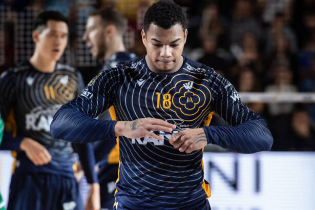 Darlan Souza brilha na Itália e busca mais constância no vôlei europeu