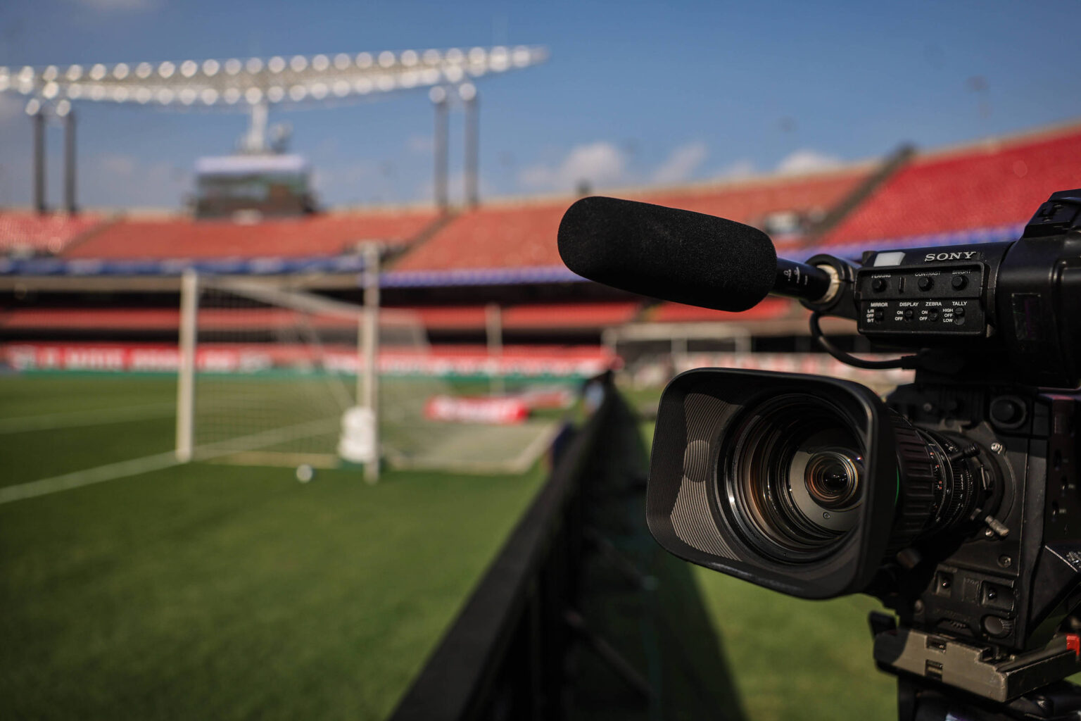 Venda conjunta de direitos de TV redefine o futebol brasileiro