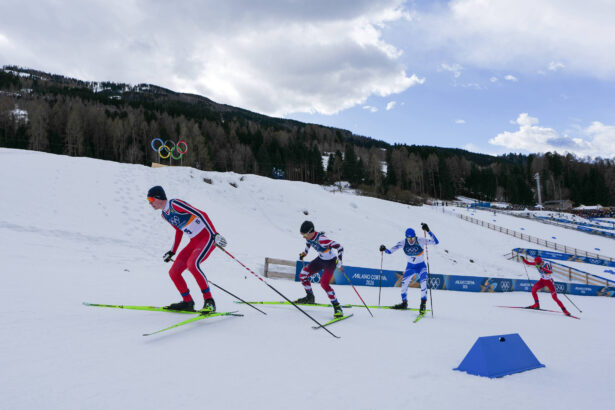 Itália vence recordistas e garante ouro na patinação de velocidade