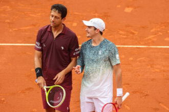 João Fonseca e Marcelo Melo batem dupla alemã e vão à final