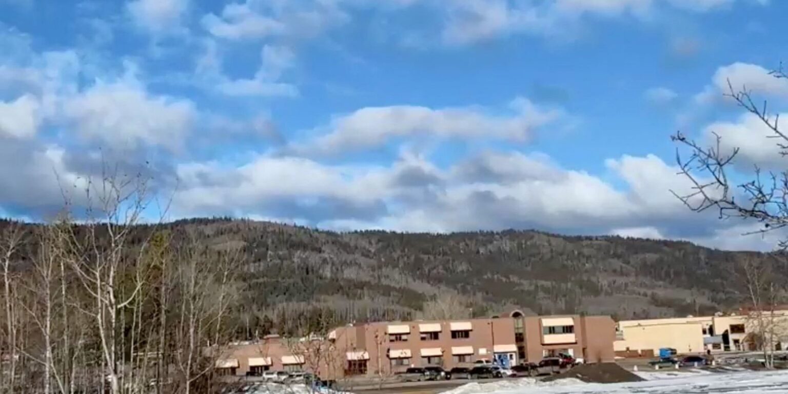 Dez mortos em Ataque a tiros a escola no Canadá