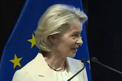 UE: von der Leyen defende defesa mútua e maior autonomia estratégica