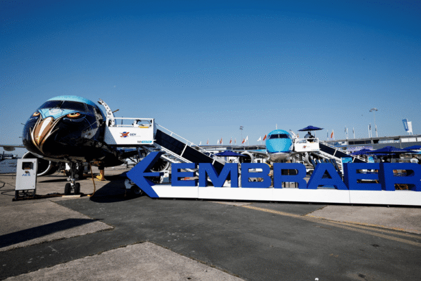 Política tarifária de Trump: isenção aeroespacial beneficia Embraer e setor dos EUA