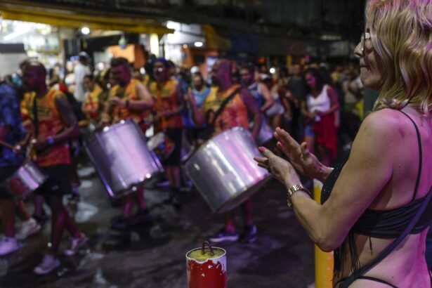 Bloco do Rio celebra Vila Mimosa e luta contra estigmas sociais