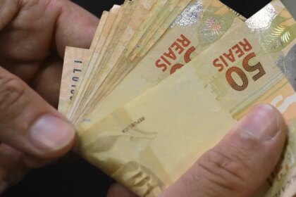 Novo IR: isenção para até R$ 5 mil e redução para faixa