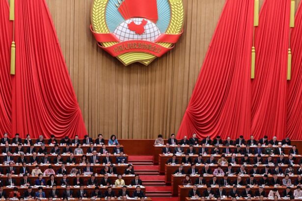 China mantém taxas de empréstimos inalteradas pelo décimo mês consecutivo